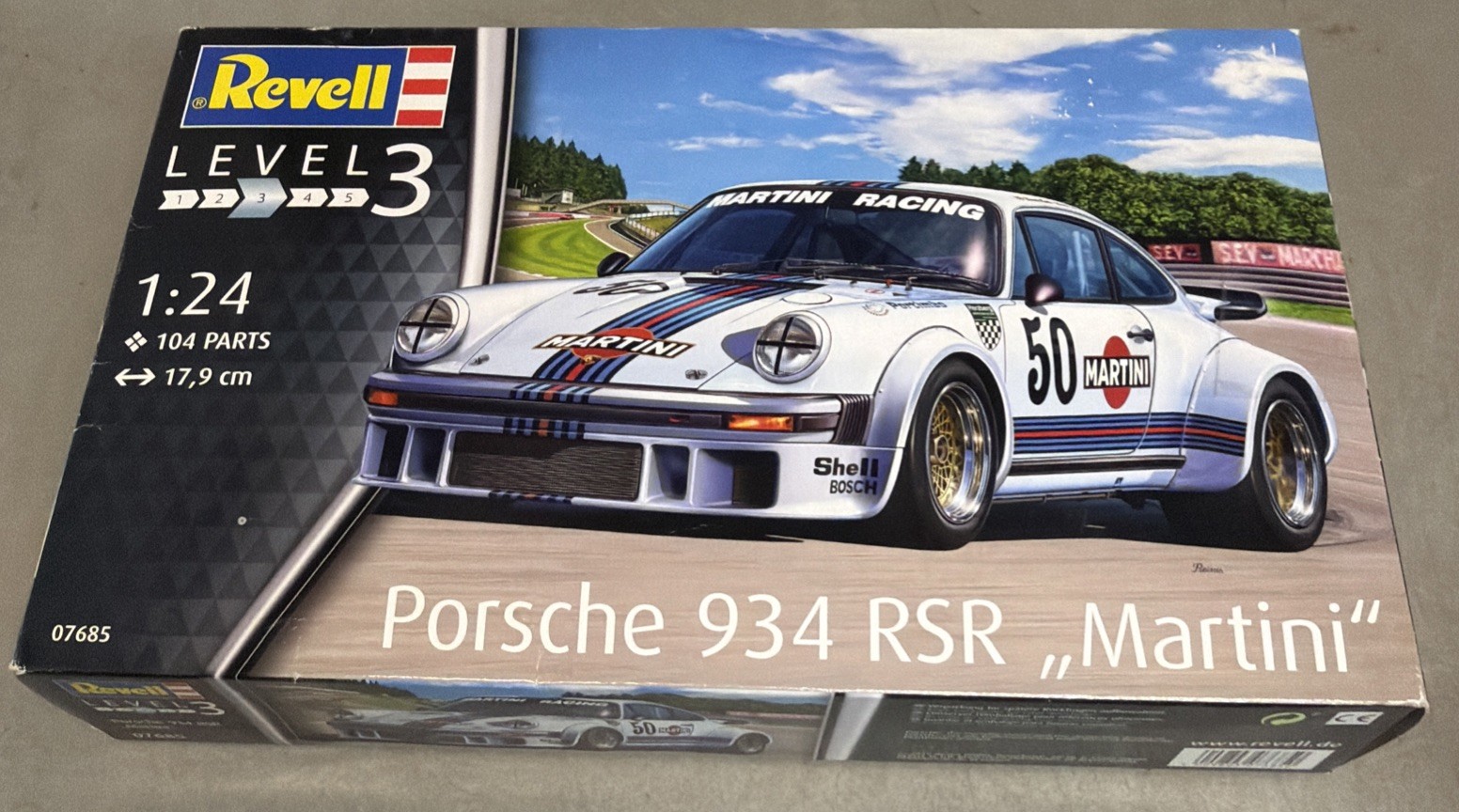 Revell of Germany 07685 1:24 Porsche 934 RSR Martini Racing Car Plastic Kit Revell of Germany 07685 1:24 Porsche 934 RSR Martini Racing Car Plastic Kit
