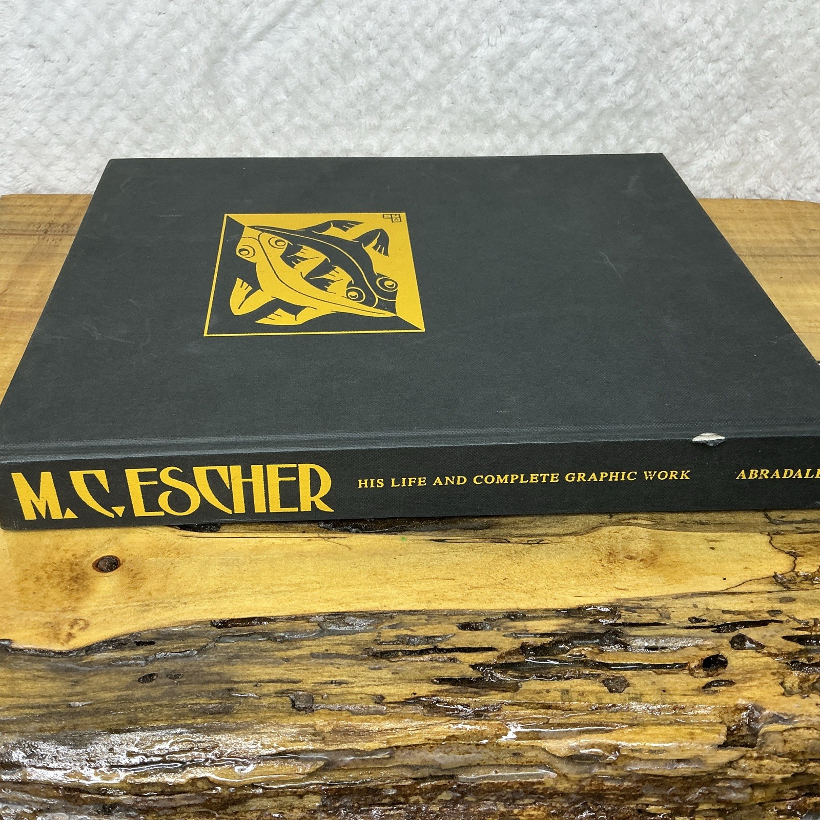 M.C. Escher: His Life and Complete Graphic Work (1992) M.C. Escher: His Life and Complete Graphic Work (1992)