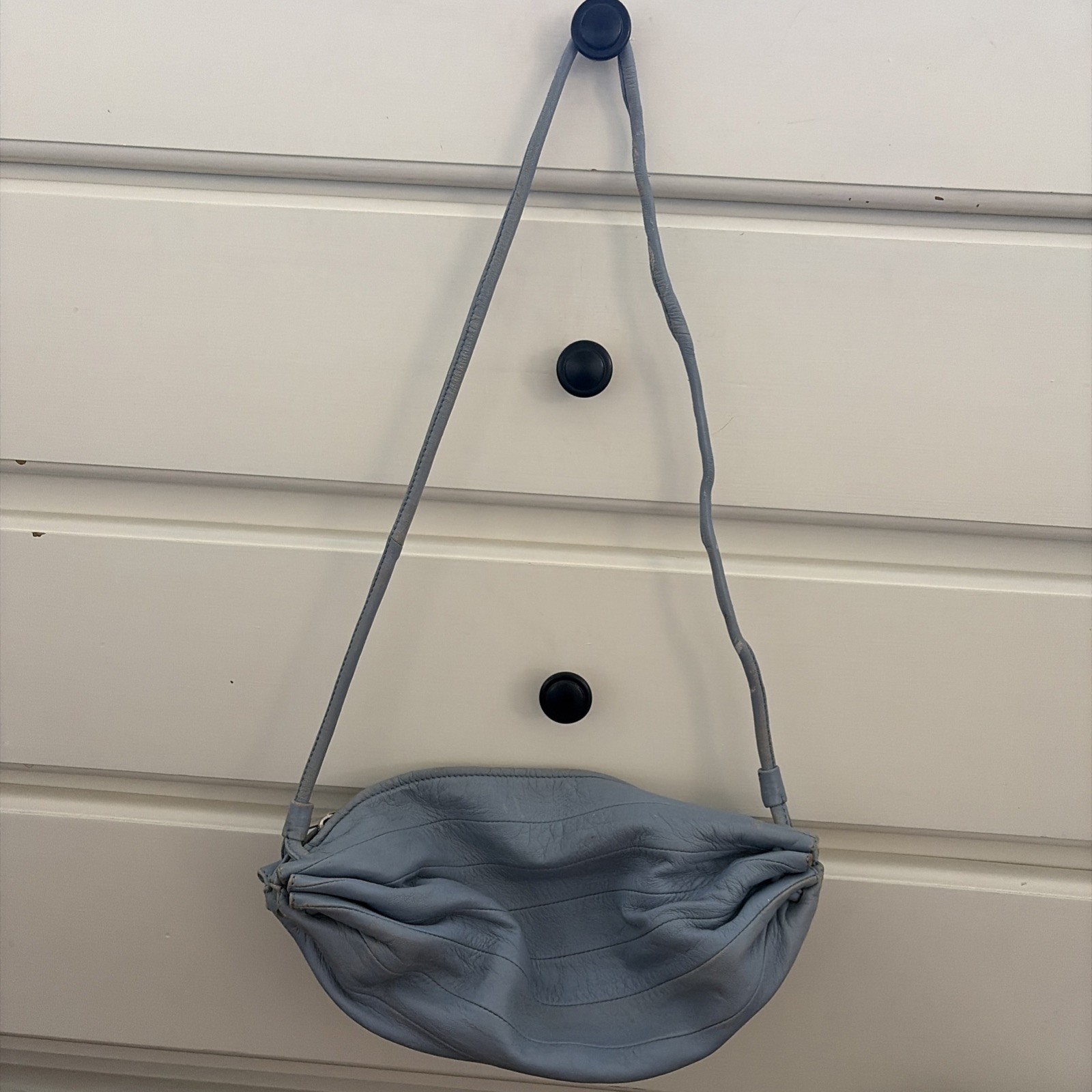 Marimekko Pikku Karla Shoulder Crossbody Bag Leather in Blue USED Good Condition Marimekko Pikku Karla Shoulder Crossbody Bag Leather in Blue USED Good Condition