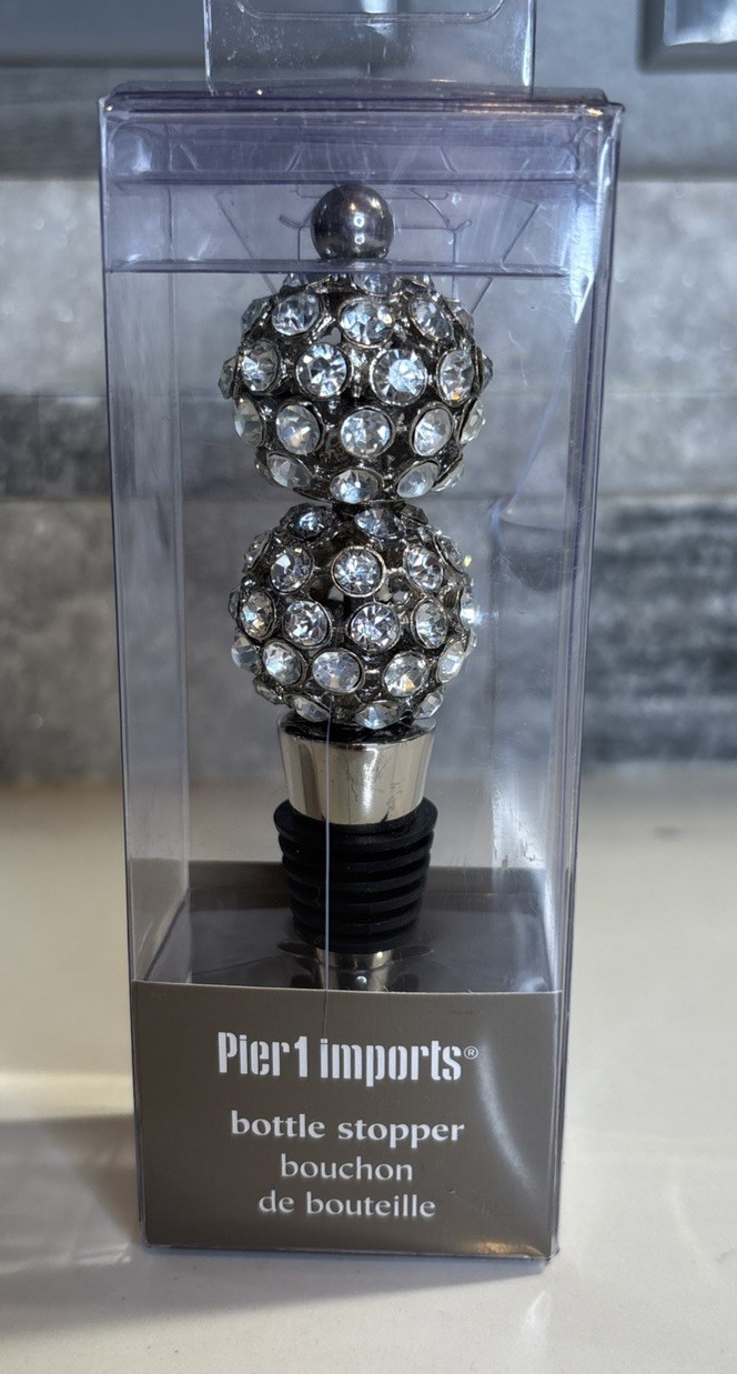 Pier 1 Bouchon de Bouteille (bottle stopper) Double Crystal Balls. NIB Pier 1 Bouchon de Bouteille (bottle stopper) Double Crystal Balls. NIB