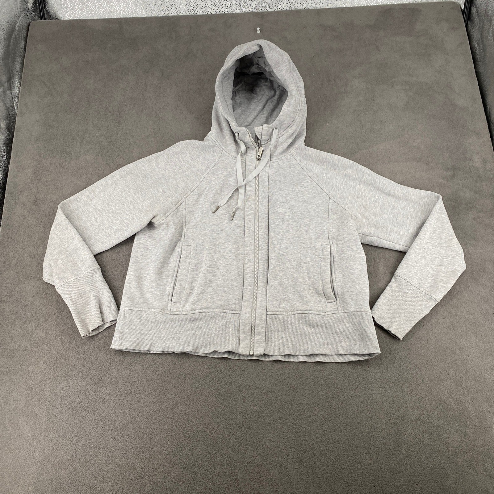 Lululemon Scuba Full Zip Hoodie Heathered Core Ultra Light Grey Size 8 Lululemon Scuba Full Zip Hoodie Heathered Core Ultra Light Grey Size 8