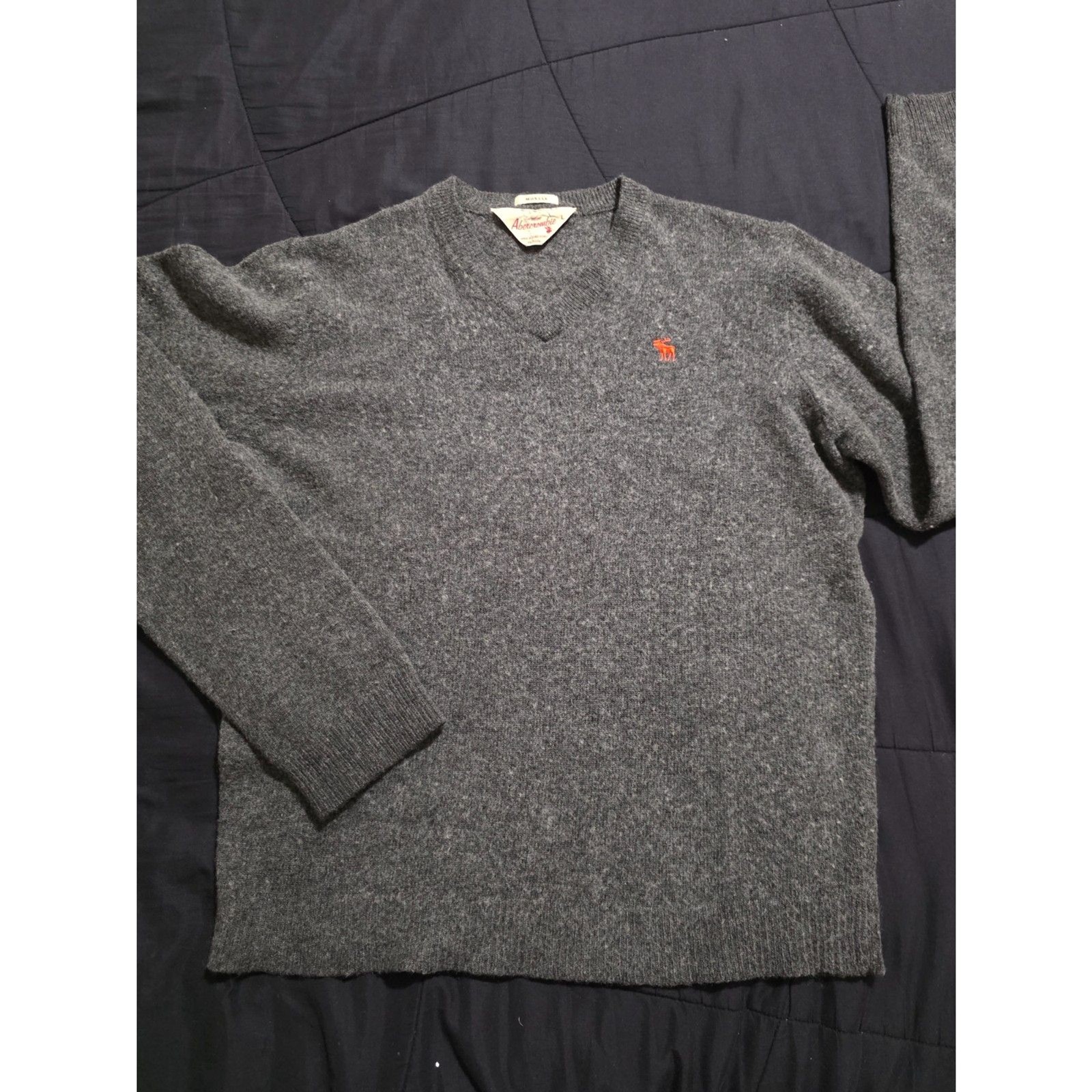 Vintage Genuine Abercrombie & Fitch Wool Blend Muscle V-Neck Sweater (Large)