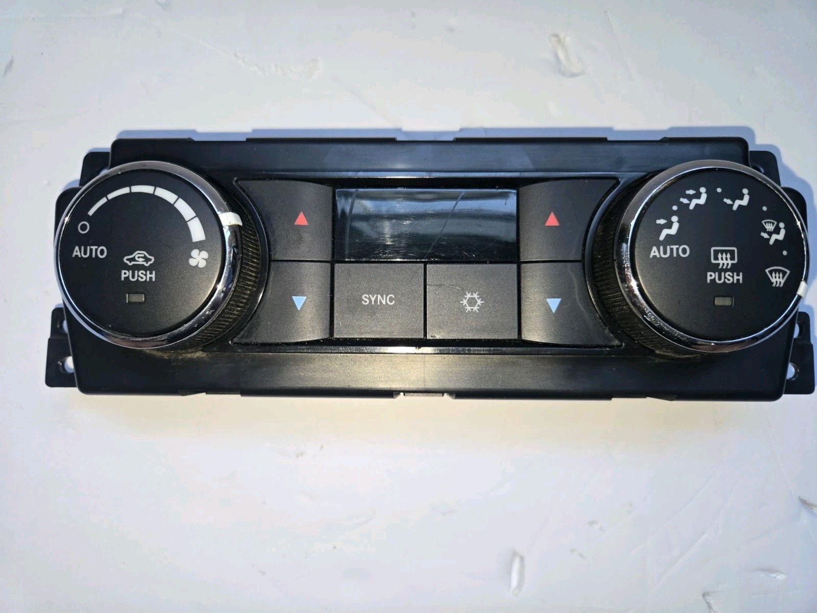 2010-2012 Dodge Ram OEM Dual Zone Automatic Temperature Control 55111291AB