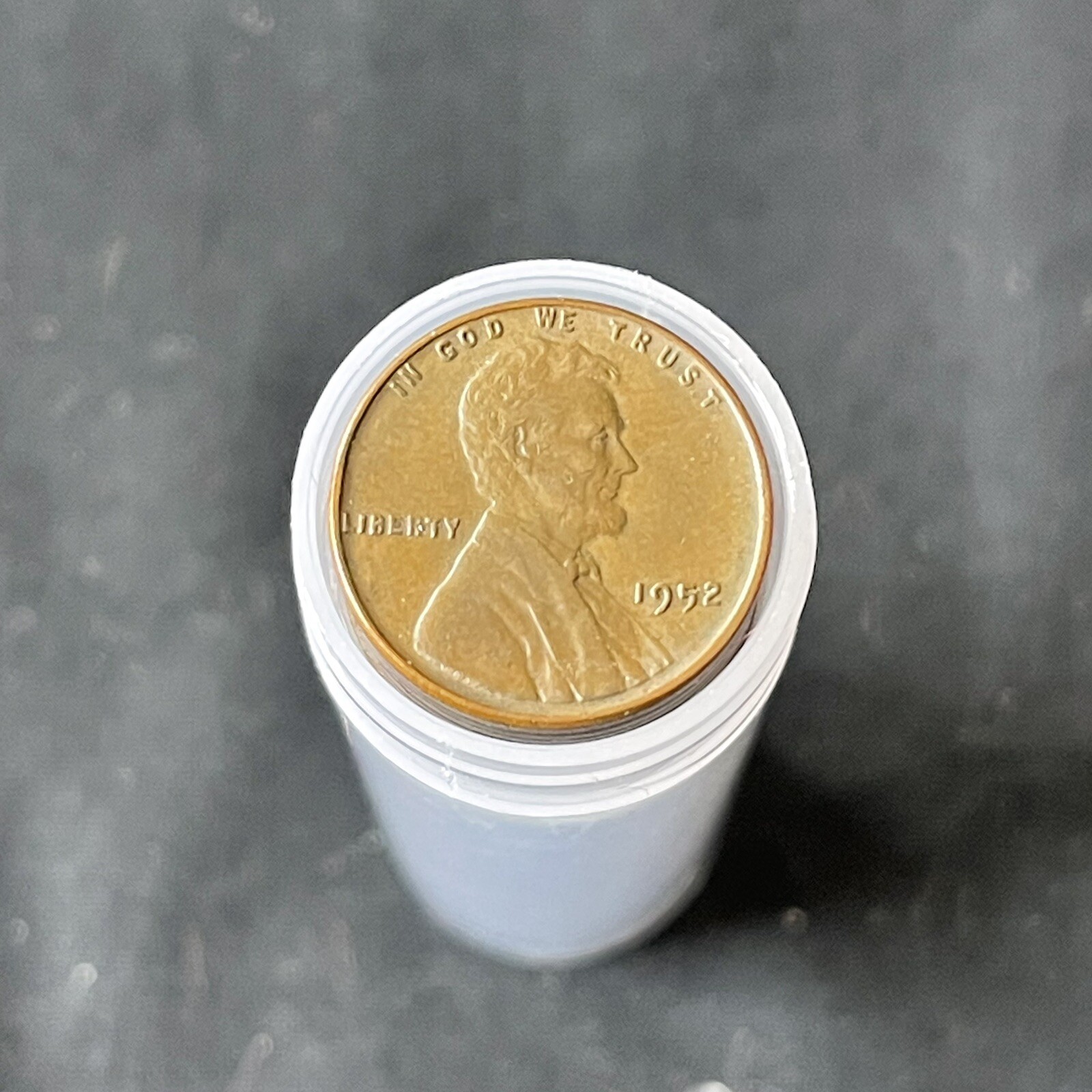 1952 P Lincoln Wheat Cent Collectible Coin (CIRCULATED) 1952 P Lincoln Wheat Cent Collectible Coin (CIRCULATED)