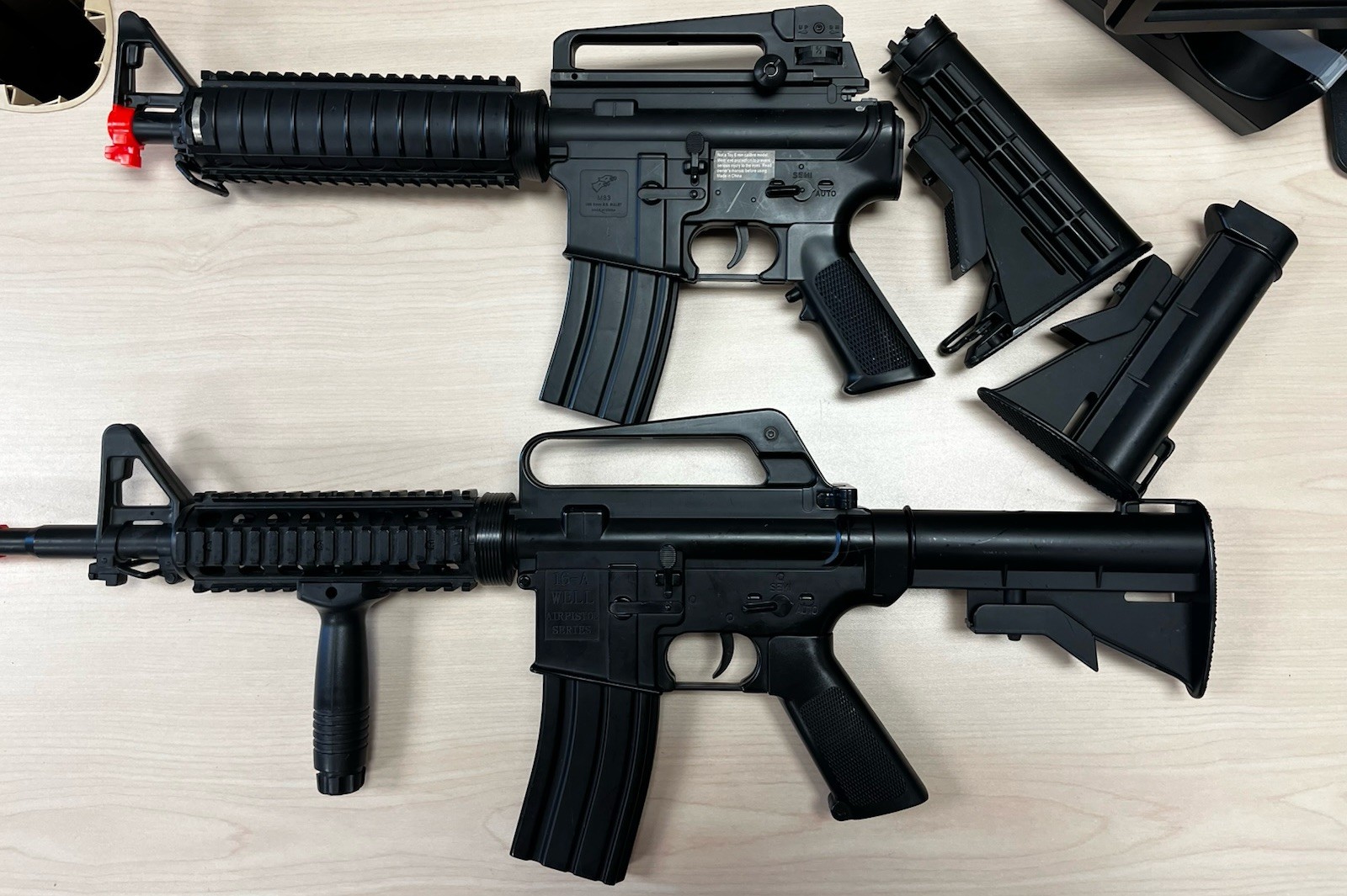 WELL 345 FPS M16 Style Spring Action Airsoft Rifle Replica M16A1 WELL 345 FPS M16 Style Spring Action Airsoft Rifle Replica M16A1