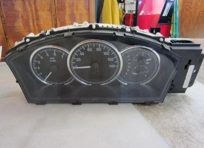 2005 - 2006 Buick Lacrosse MPH Cluster 8 Cylinder with  Speedometer OEM