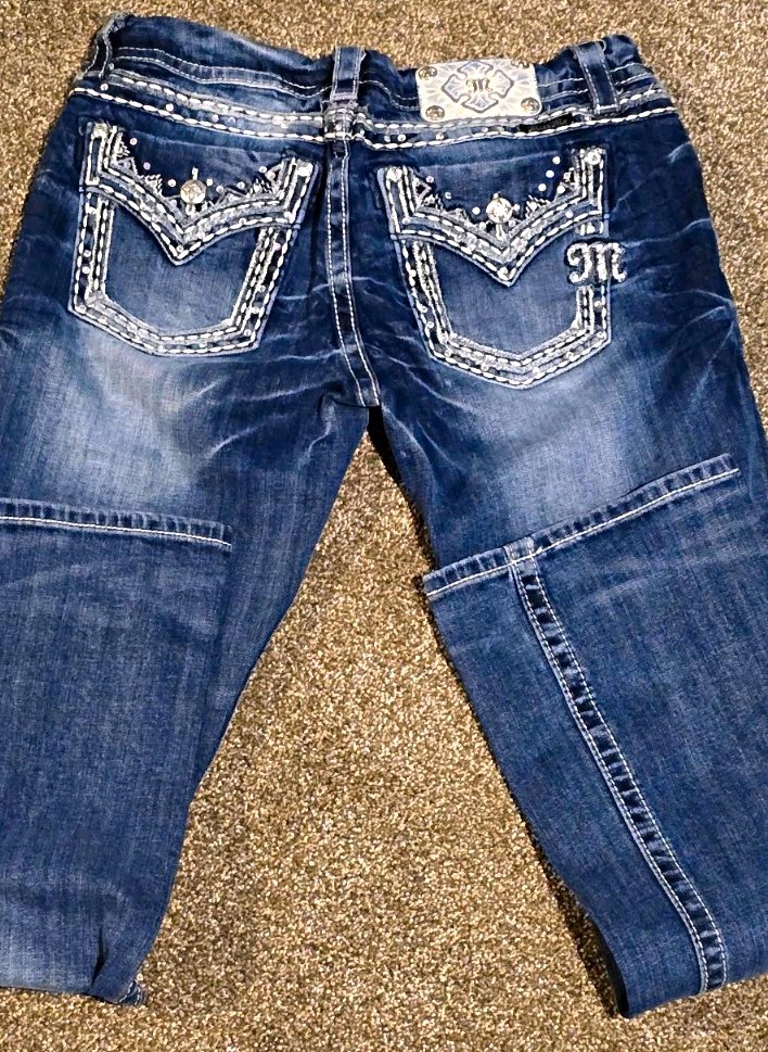 Miss Me Women’s Bootcut Jeans Blue Medium Wash Denim Rhinestone 5-Pocket Miss Me Women’s Bootcut Jeans Blue Medium Wash Denim Rhinestone 5-Pocket