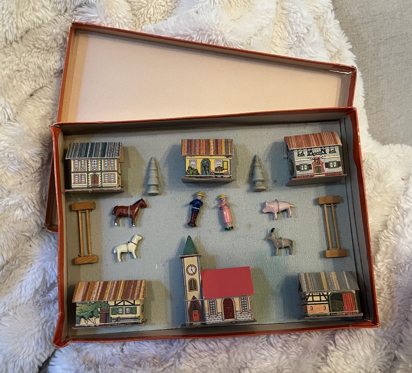 Antique Pre-War Erzgebirge Village In Original Box & Complete Christmas Holiday