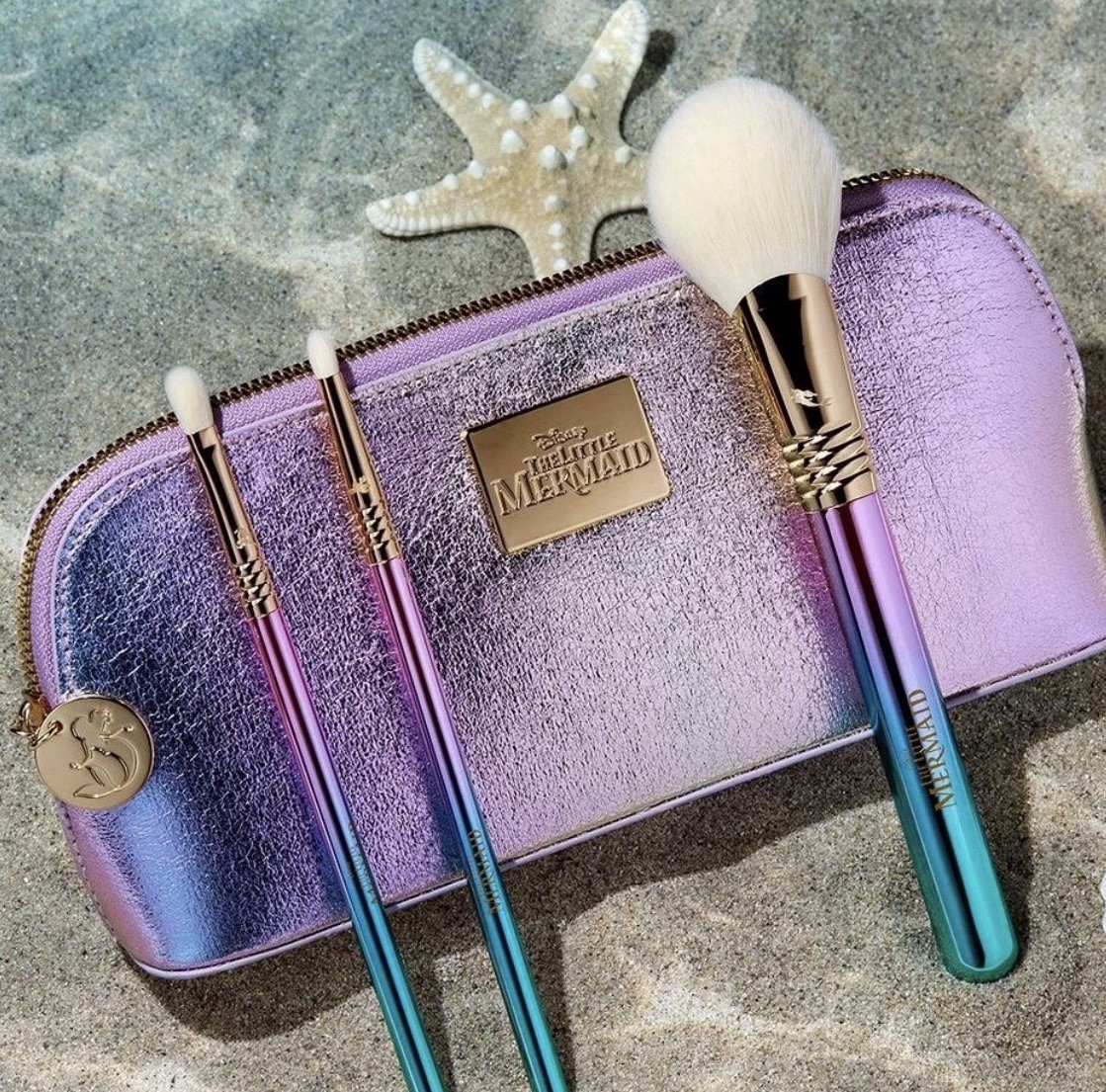Disney Little Mermaid Brush Set w/Makeup Bag by Sigma Beauty Limited Edition NEW Disney Little Mermaid Brush Set w/Makeup Bag by Sigma Beauty Limited Edition NEW