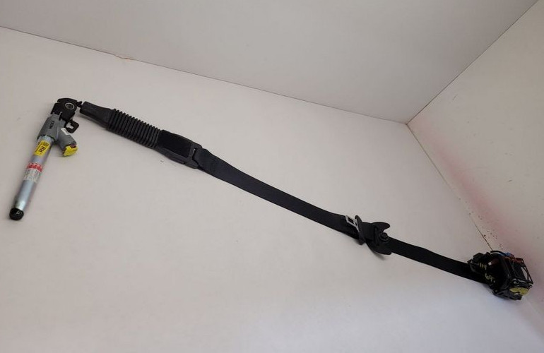 2018-2023 Hyundai Kona Front Right Passenger Seat Belt Retractor Black OEM