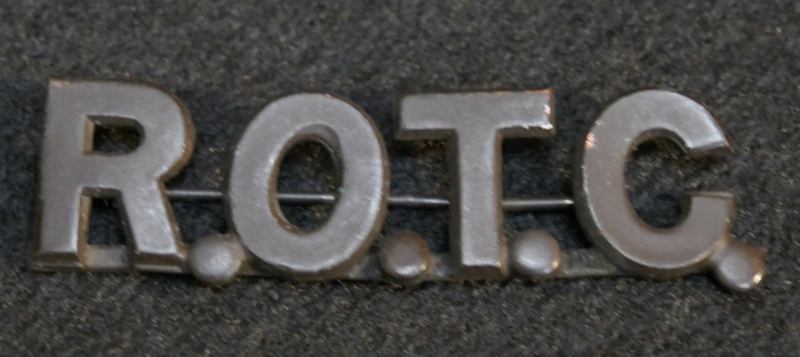 WWI US Army ROTC Reserve Officers Training Corps R.O.T.C. Collar Device Pin Back
