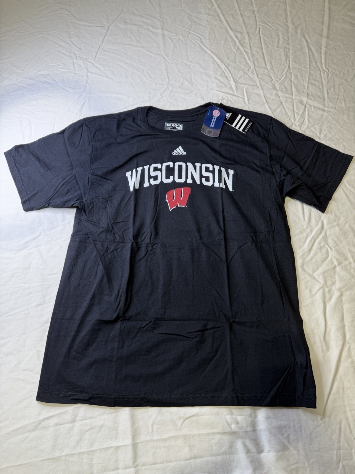 Adidas Wisconsin Badgers Black Go To Tee Shirt Men’s XL NWT E3 Adidas Wisconsin Badgers Black Go To Tee Shirt Men’s XL NWT E3
