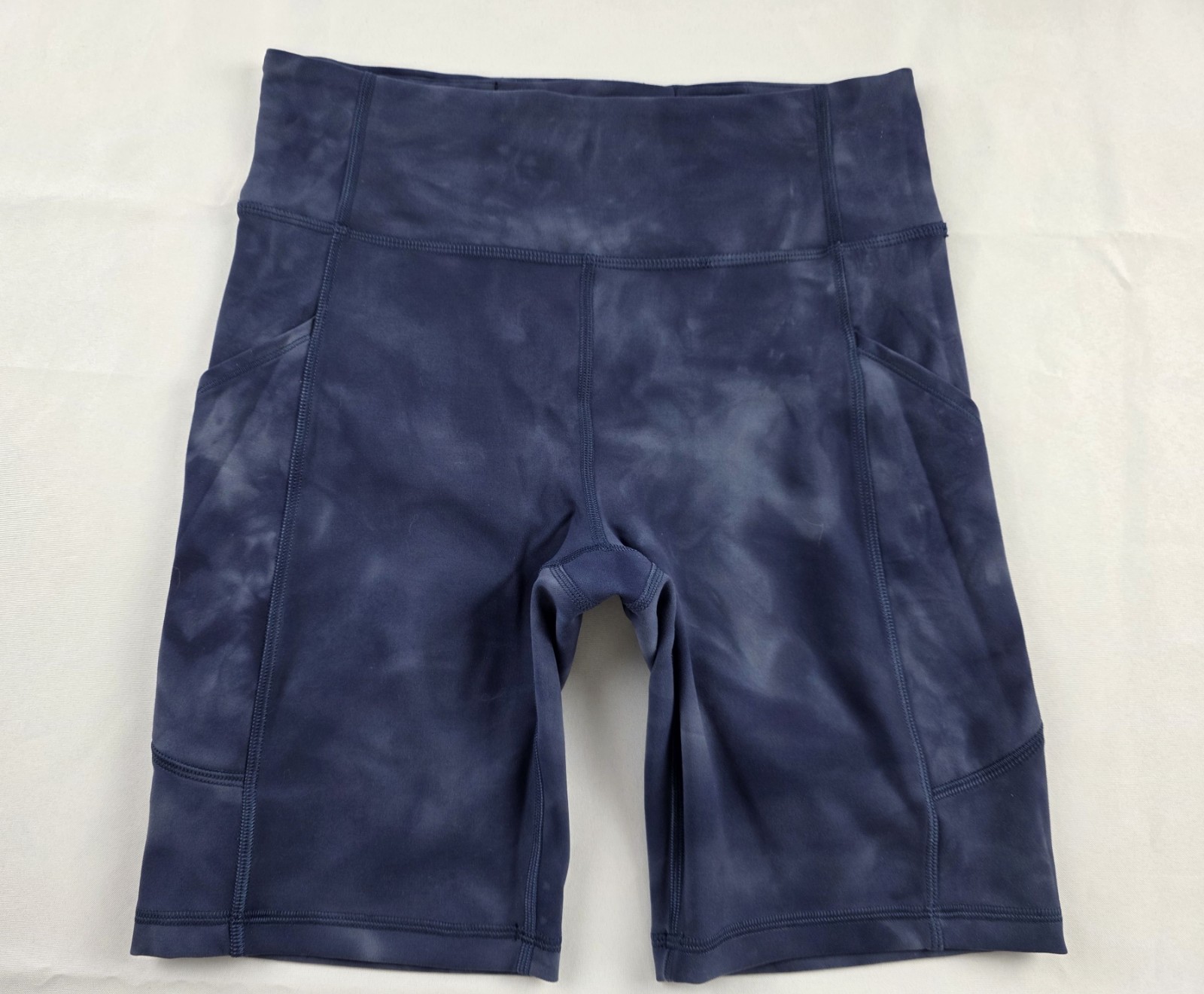 Lululemon Fast and Free High-Rise Short Blue Camo Size 6