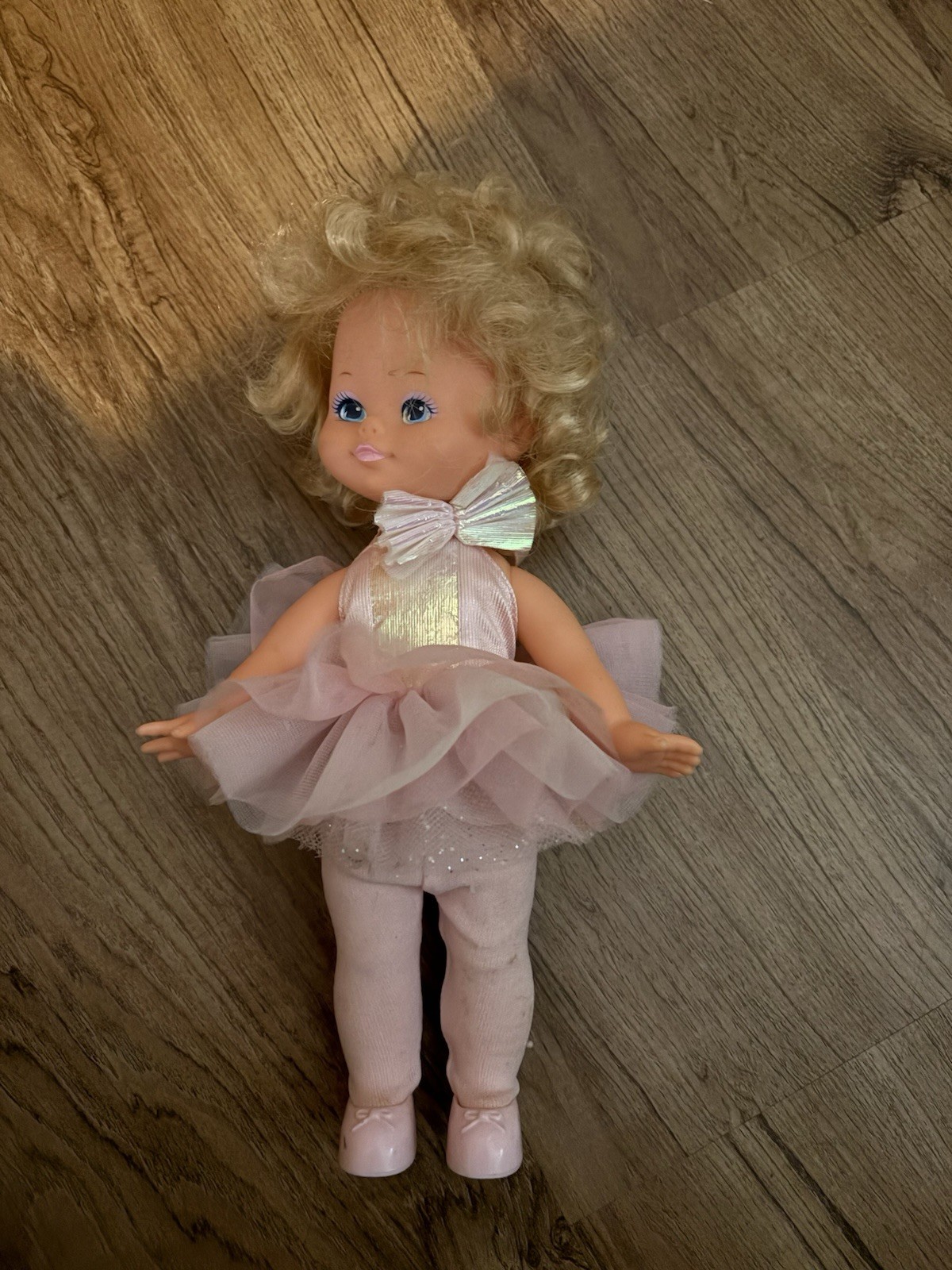 Mattel 1990 Vintage Dancing Pretty Ballerina Doll Blonde
