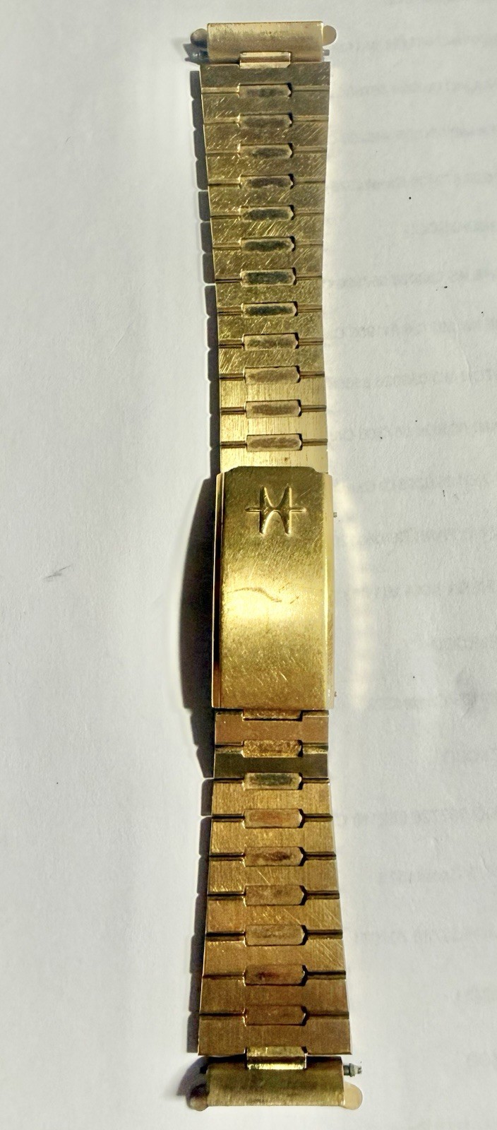 VTG SWISS GOLD TONE HAMILTON BRACELET MEASURES 6” Long & FOR 20.7mm LUG VTG SWISS GOLD TONE HAMILTON BRACELET MEASURES 6” Long & FOR 20.7mm LUG