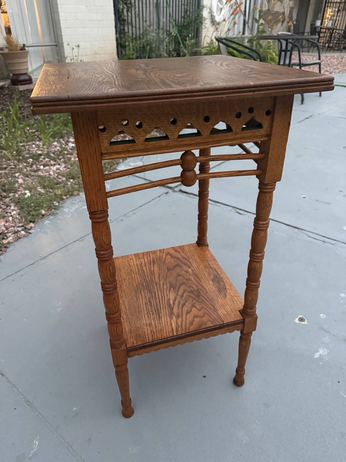 Antique Victorian Tiger Oak Fern Stand Parlor Plant Table Fretwork Eastlake 1890