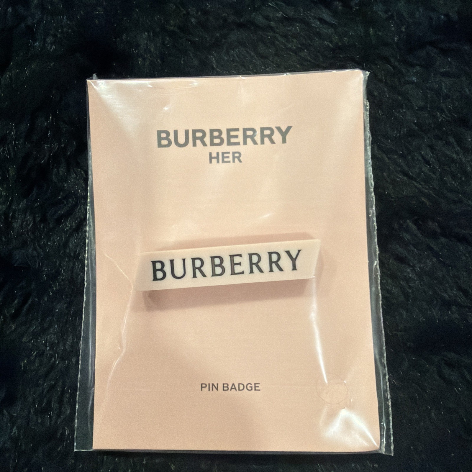 Burberry Pink Metal Enamel Bar Pin Badge with Secure Clasp Burberry Pink Metal Enamel Bar Pin Badge with Secure Clasp