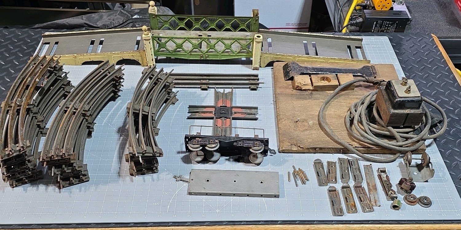 Vintage Lionel Train Miscellaneous Parts Lot 
