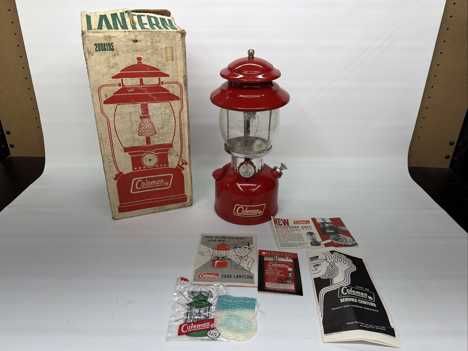 Vintage Coleman 200A195 Red Lantern Single Mantle W/ Box Dated 07/72 Vintage Coleman 200A195 Red Lantern Single Mantle W/ Box Dated 07/72