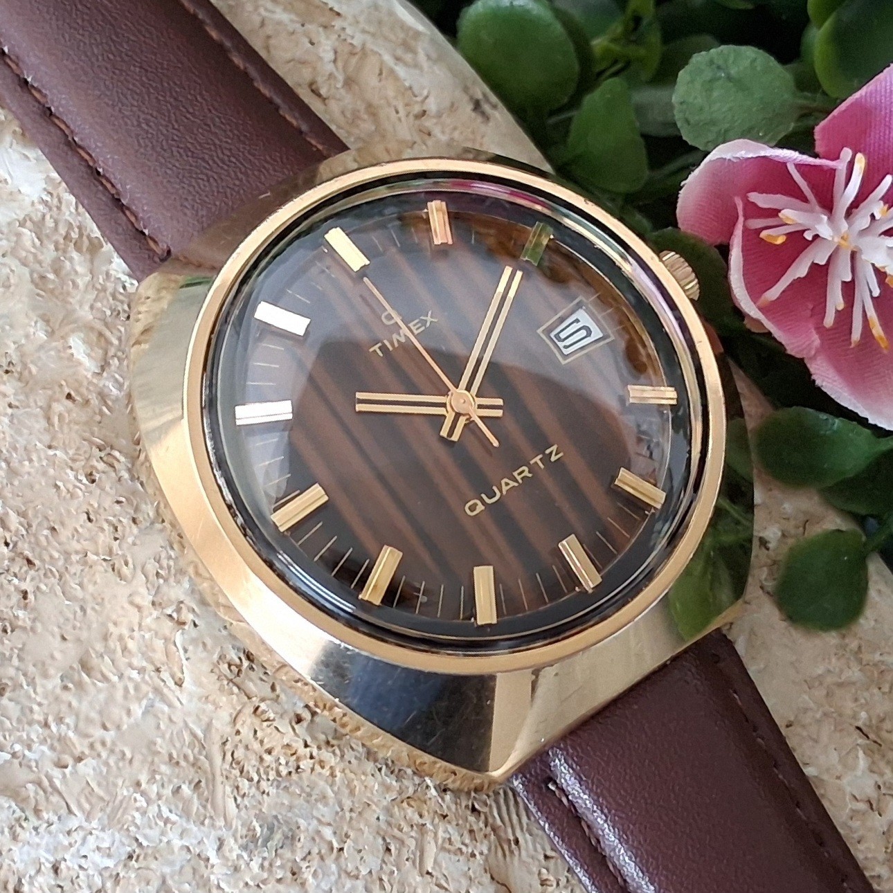 Serviced 1972 Timex Time Machine Q Quartz Electric Men's Vintage Watch Tiger Eye