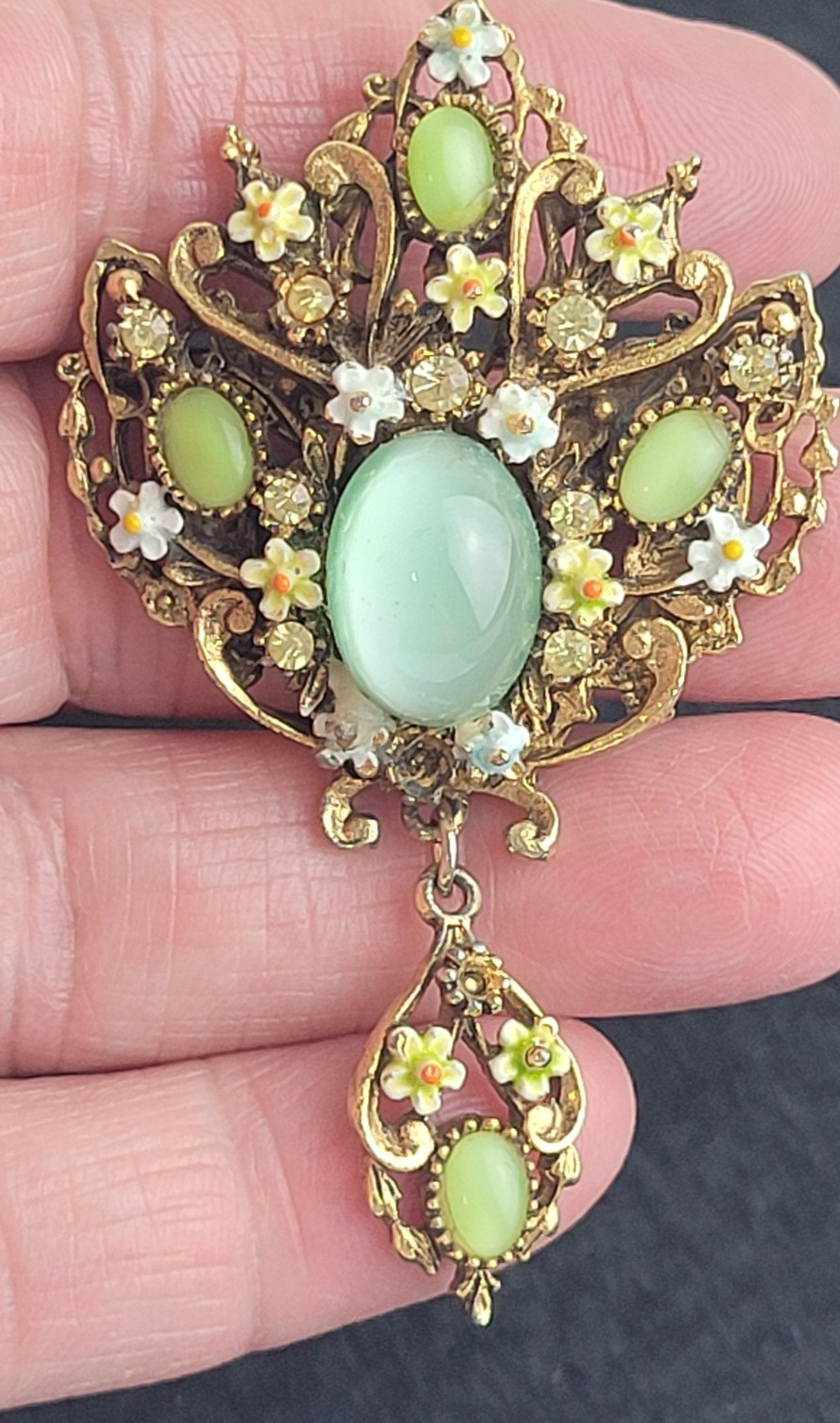 Vintage Art Arthur Pepper Green Cabochon Floral Dangle Brooch READ Vintage Art Arthur Pepper Green Cabochon Floral Dangle Brooch READ
