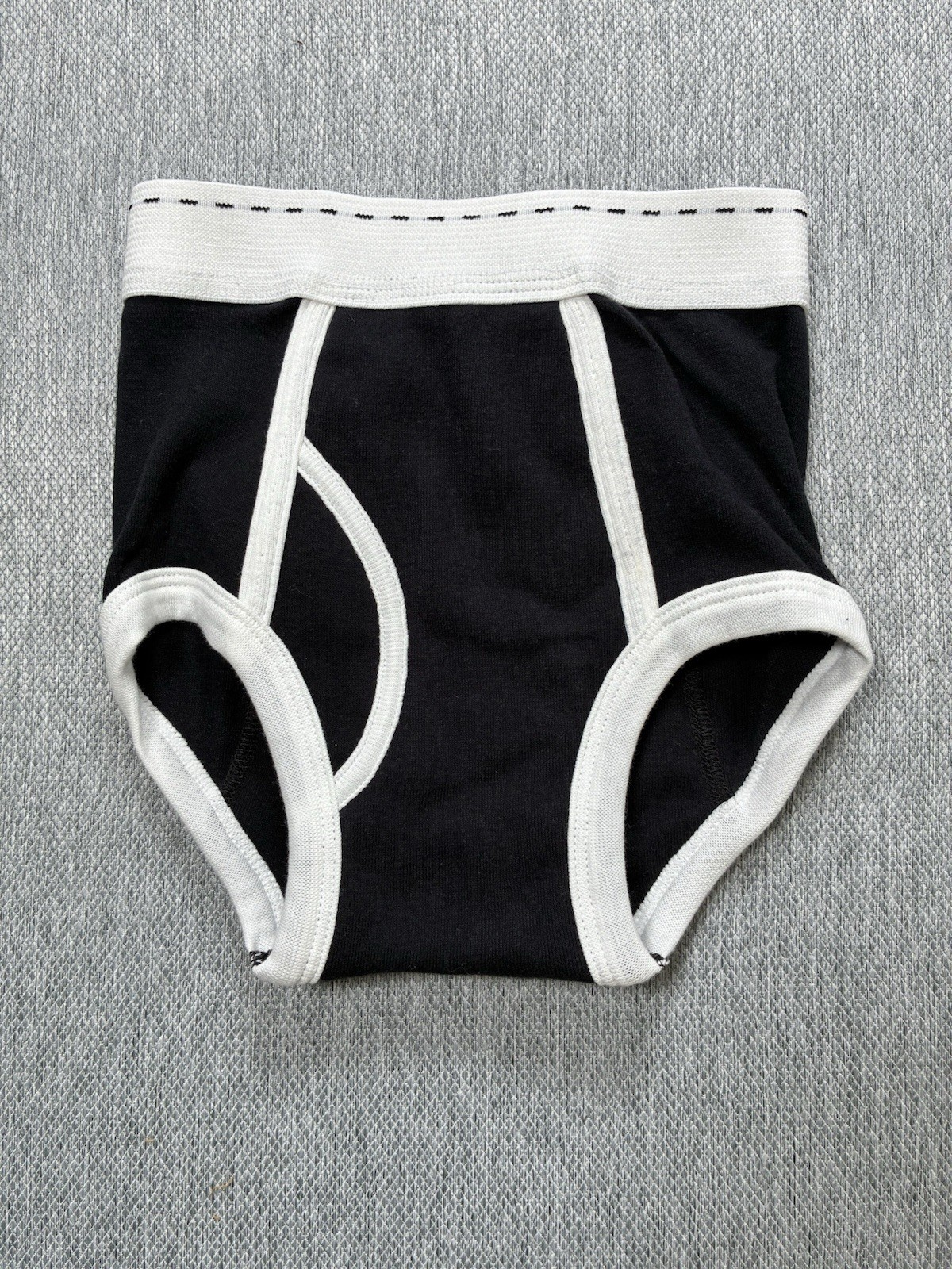 DEADSTOCK Tiger Briefs Underwear Kids Boys 6-8 Black White Cotton Vintage DEADSTOCK Tiger Briefs Underwear Kids Boys 6-8 Black White Cotton Vintage