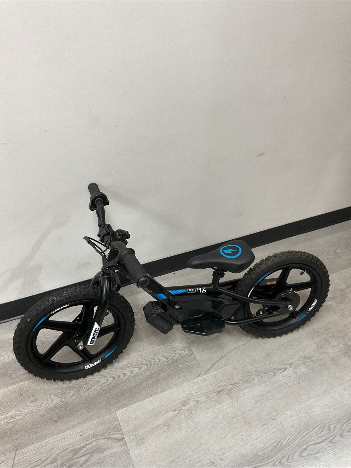 STACYC 16eDrive Brushless Electric Balance Bike STACYC 16eDrive Brushless Electric Balance Bike
