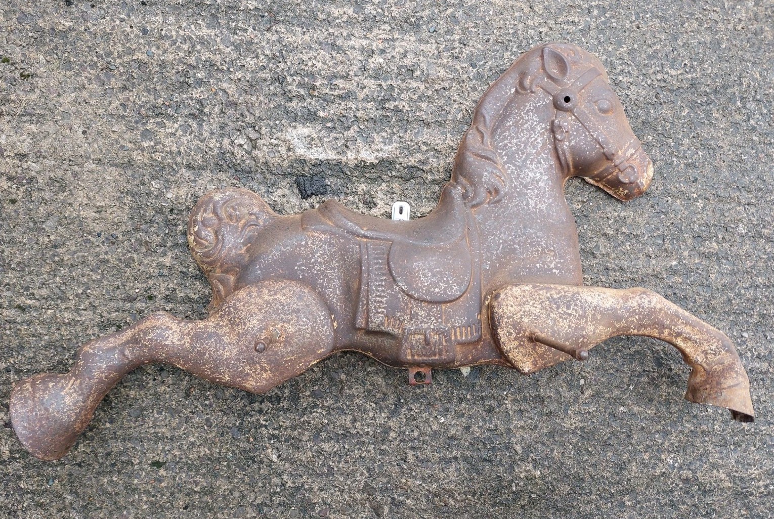 Antique Mobo Metal Fairground Carousel Horse Wall Hanger Antique Mobo Metal Fairground Carousel Horse Wall Hanger
