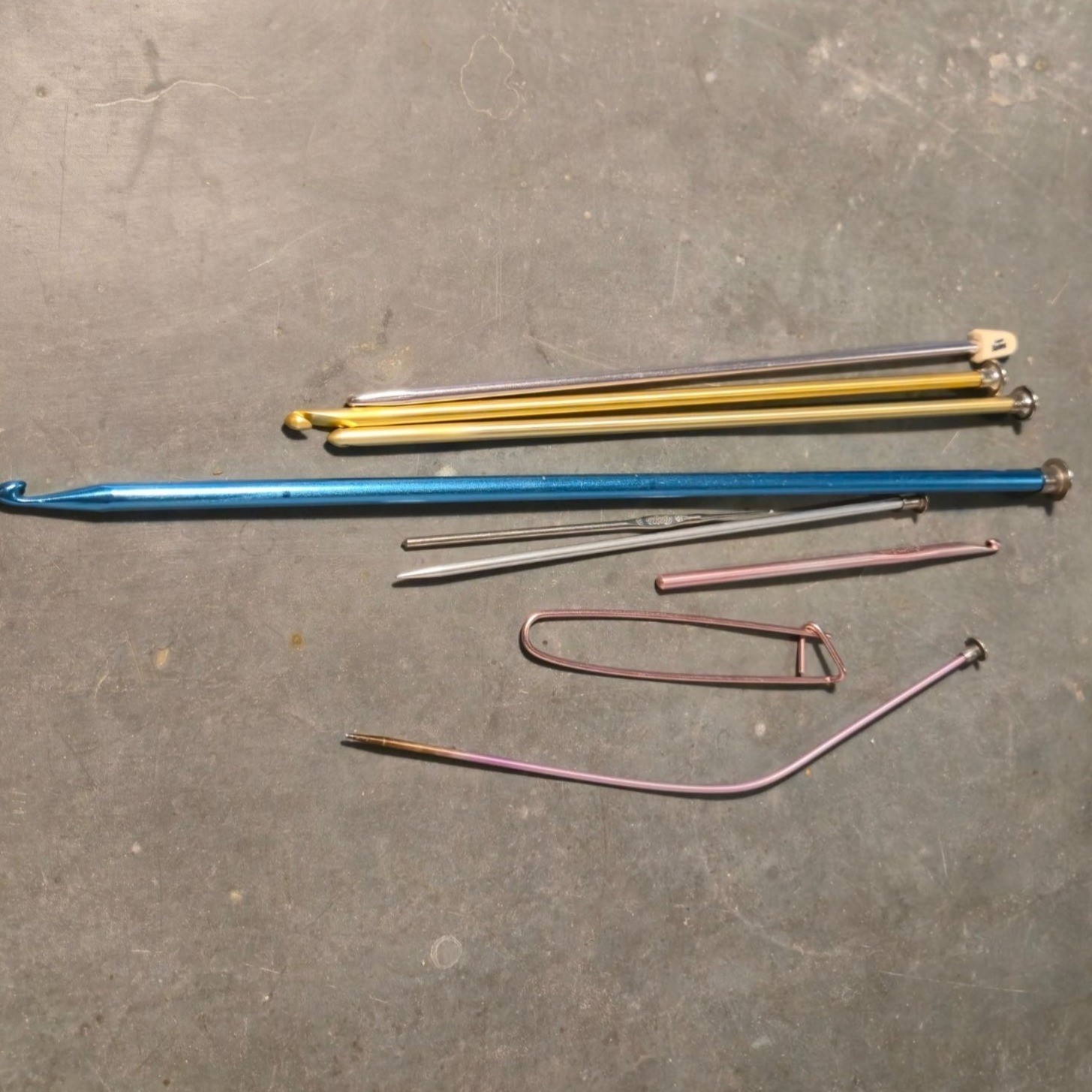 Vintage Crochet Hooks & Knitting Needles Set Boye Susan Bates Aluminum Lot of 9 Vintage Crochet Hooks & Knitting Needles Set Boye Susan Bates Aluminum Lot of 9