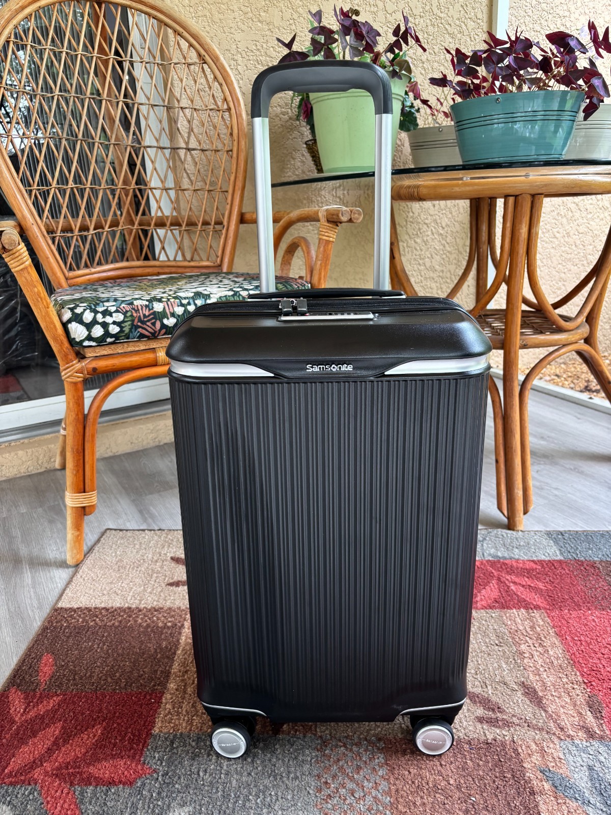 Samsonite Silhouette 18 Expandable Hardside Carry-on Spinner Color: Black