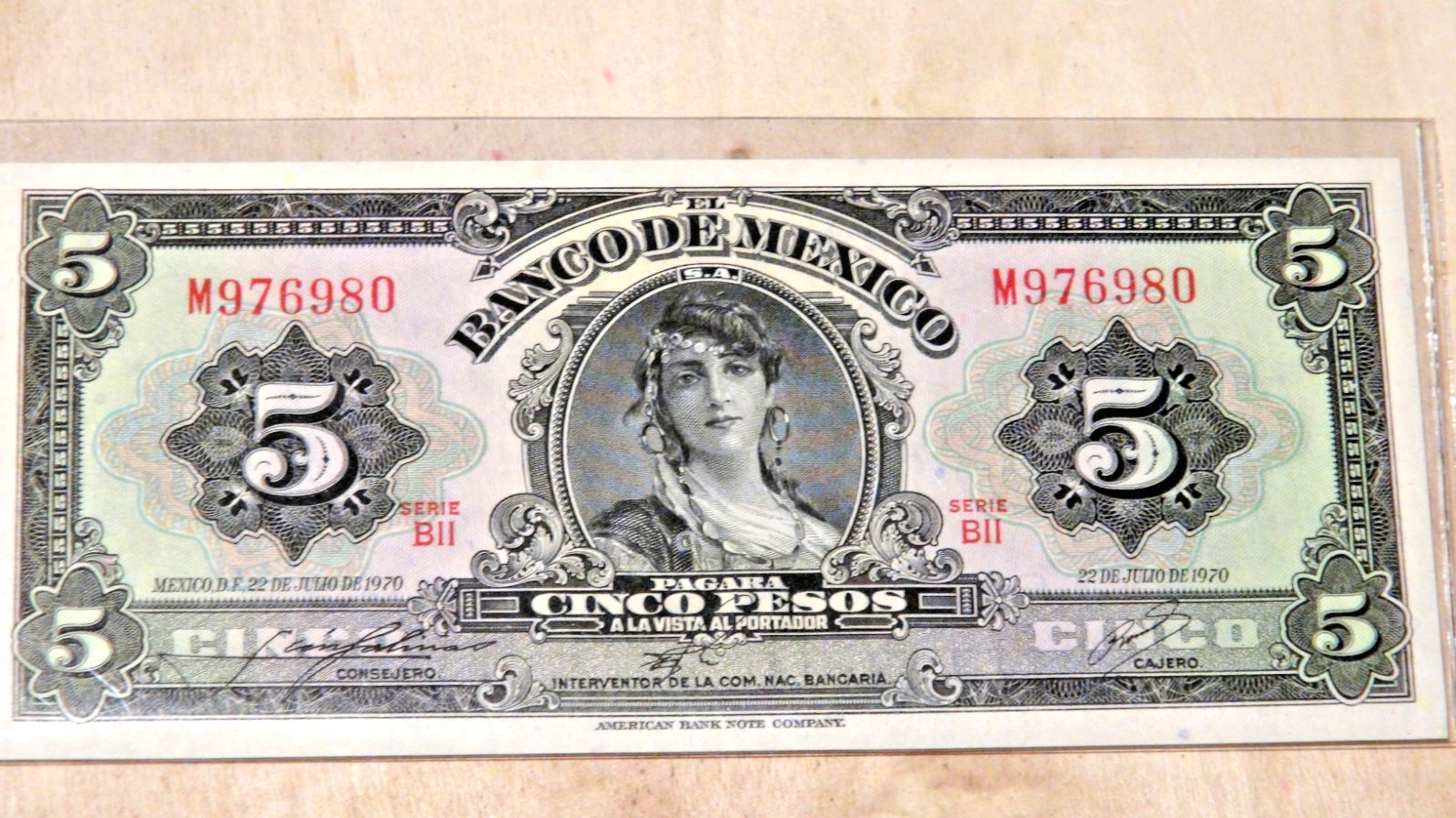 1 - Mexican Banknote: El Banco de Mexico S.A. 1970 5 Pesos Serie CRISP UNC NOTES