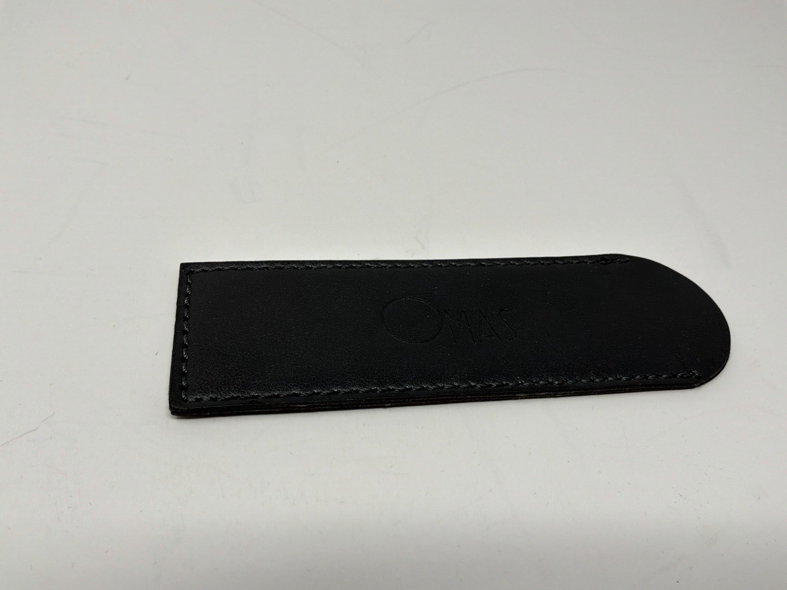 Omas Pen Black Leather Pouch Sleeve Omas Small Size Omas Pen Black Leather Pouch Sleeve Omas Small Size