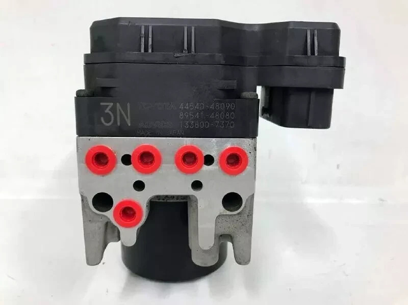2004-2007 Toyota Highlander ABS Anti-Lock Brake Pump Assembly OEM AWD