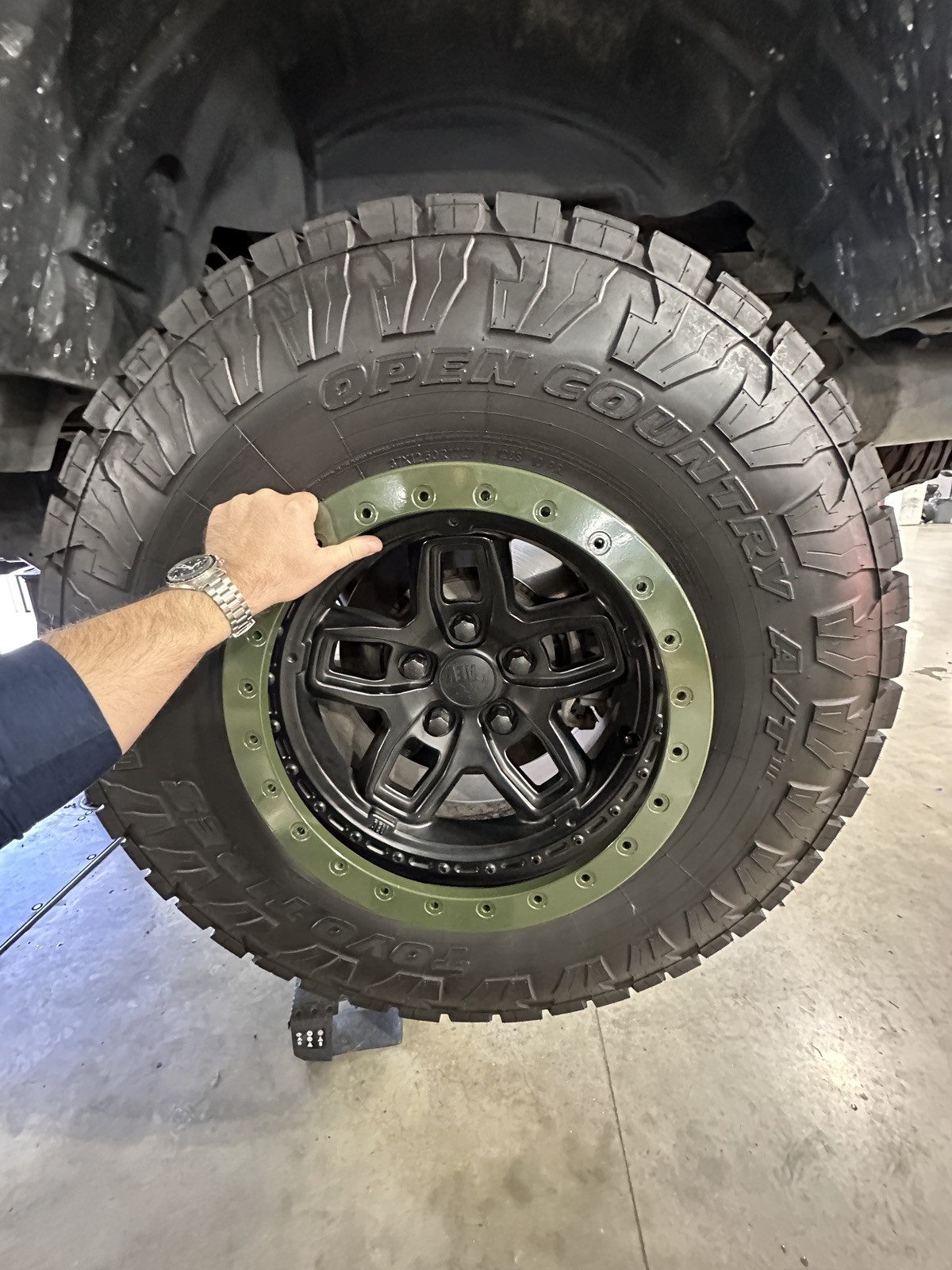 4 AEV Beadlock Rings - M8 Hardware - Sarge Green - Used 4 AEV Beadlock Rings - M8 Hardware - Sarge Green - Used