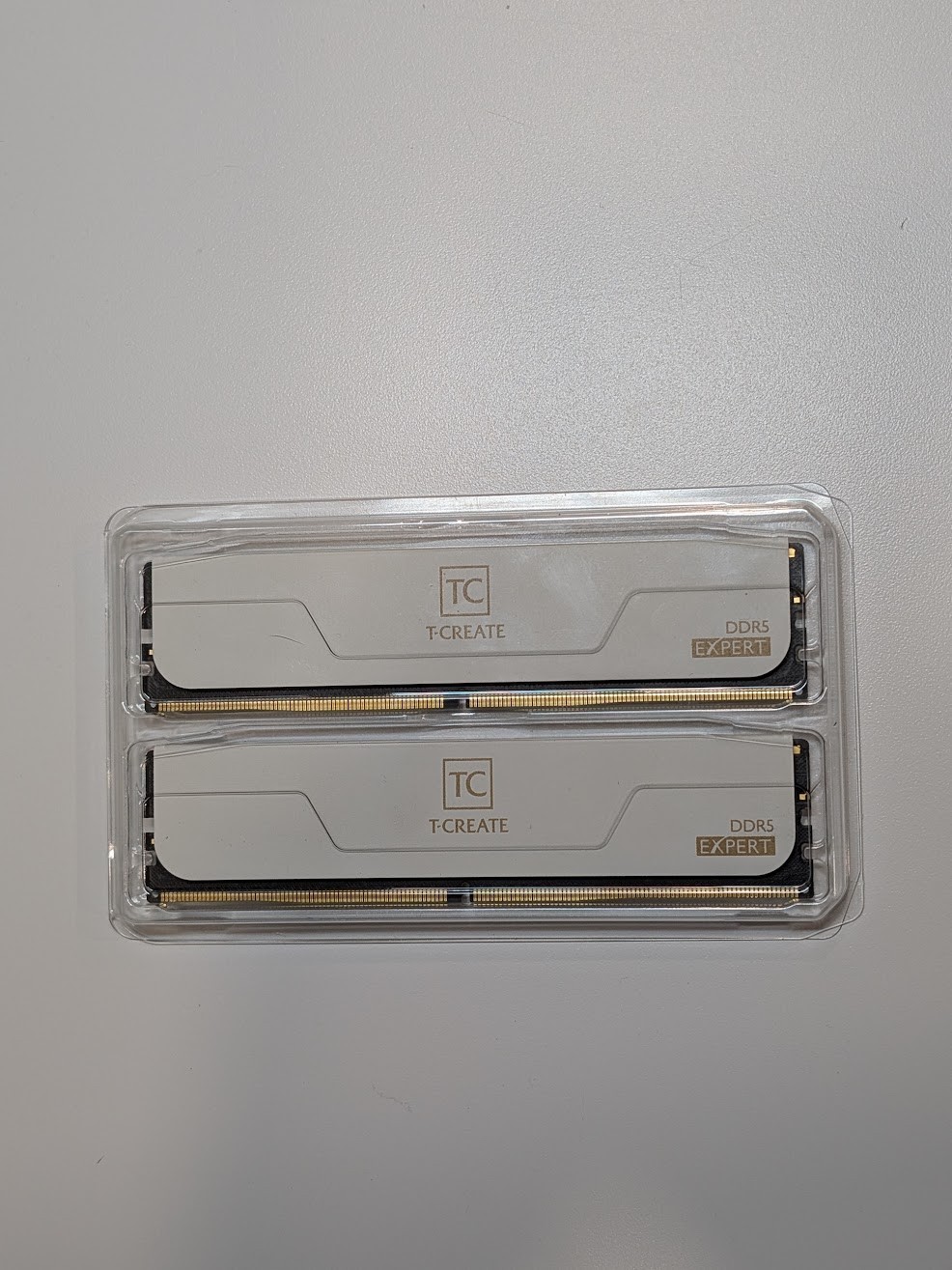 TeamGroup T-Create Expert 32GB 2x16GB DDR5 6000 CL30 XMP EXPO White