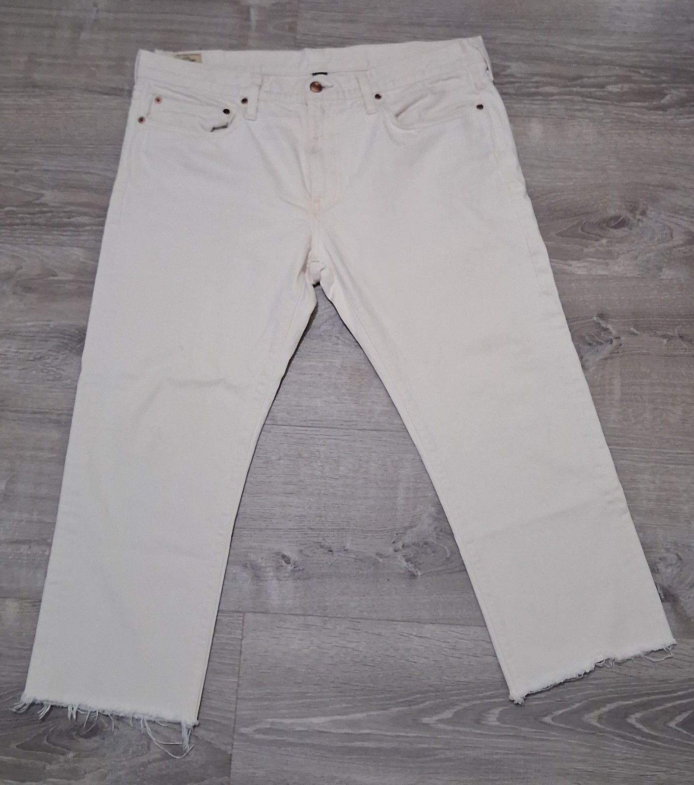 J.Crew Men\'s White Denim Jeans Cropped G2592 W36 L23 Raw Hem Made in USA