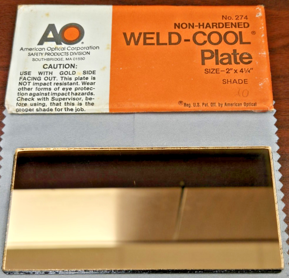 Vintage American Optical AO No. 274 Weld Cool Gold Mirror Shade 10 NOS Lens WC10