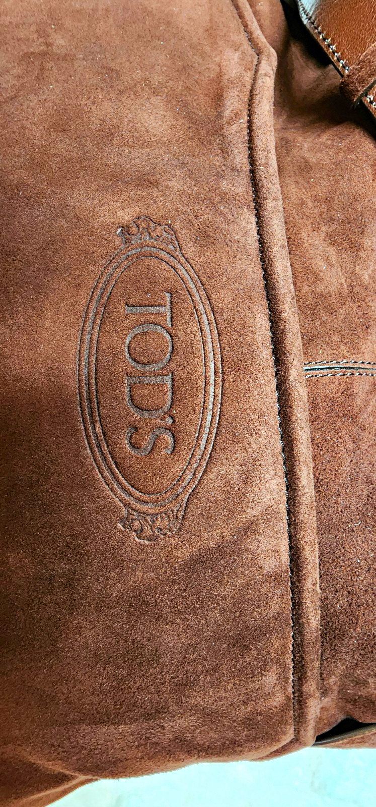 Tod\'s Chacolate Brown Vintage Suede Bag. Never Carried. Zips Inside And Out Tod\'s Chacolate Brown Vintage Suede Bag. Never Carried. Zips Inside And Out