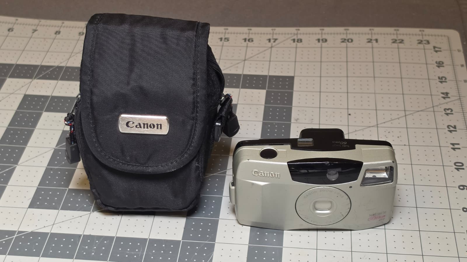 Canon Sure Shot 60 Zoom SAF 35mm Point & Shoot Auto Focus Flash Timer case