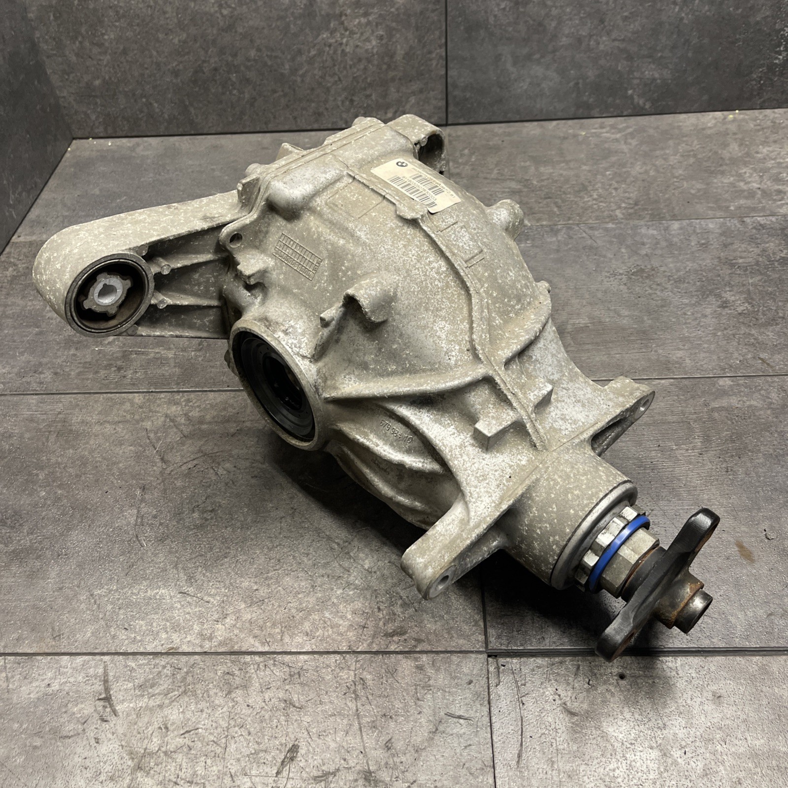 OEM 2017 - 2023 BMW G30 M550 AWD 2.81 Rear Axle Differential