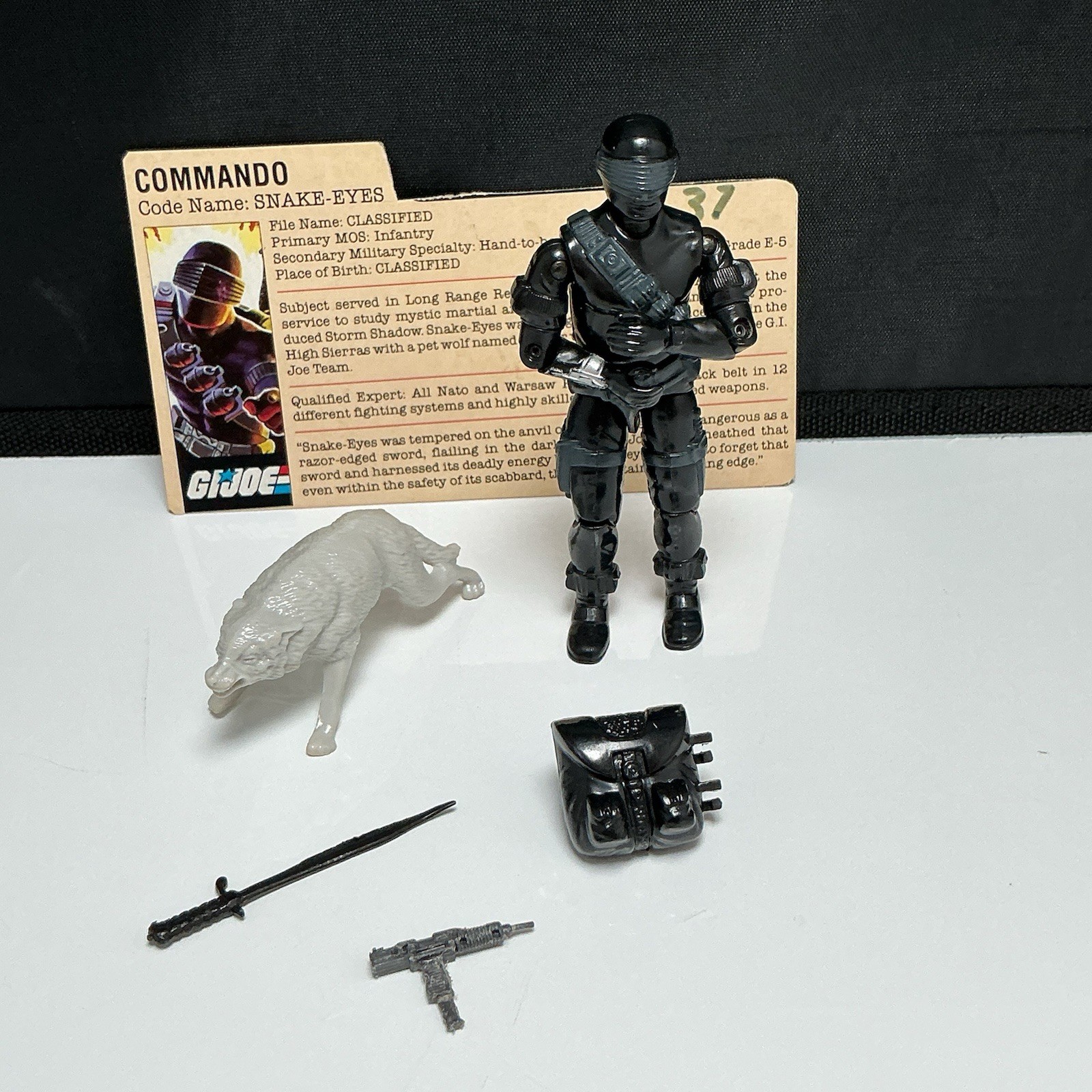 Vintage GI Joe 1985 SNAKE EYES V2 100% COMPLETE W/ File Card Insert -Read Vintage GI Joe 1985 SNAKE EYES V2 100% COMPLETE W/ File Card Insert -Read