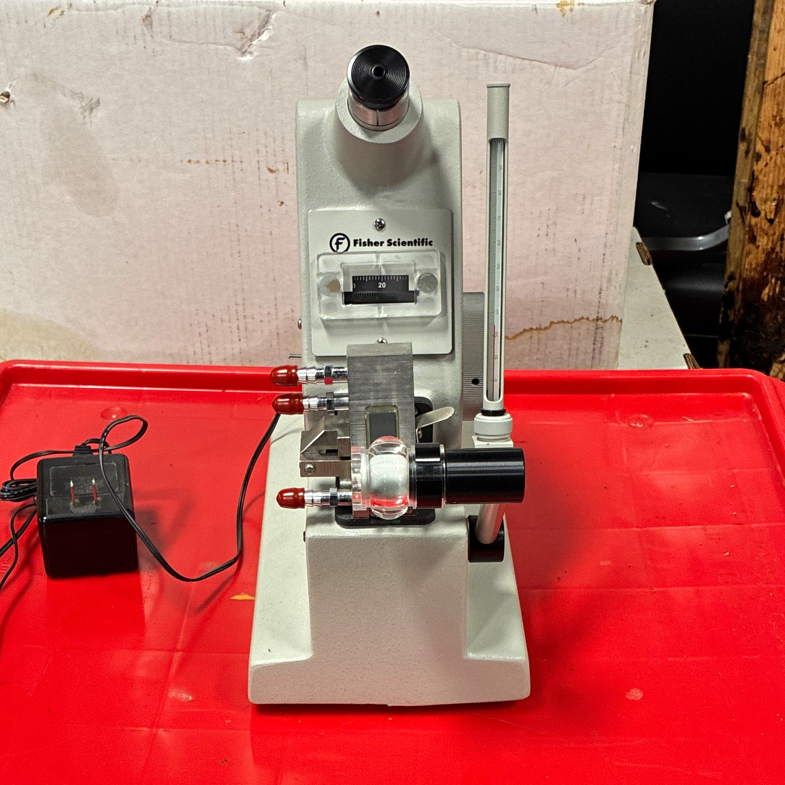 Fisher Scientific Laboratory Refractometer w/ Power Adapter for Biological Lab Fisher Scientific Laboratory Refractometer w/ Power Adapter for Biological Lab