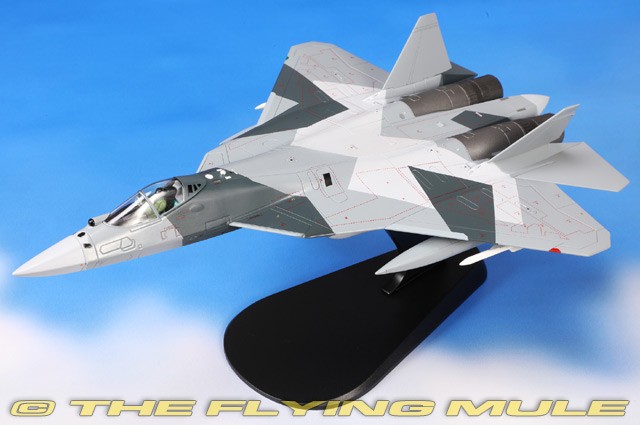 Hobby Master 1:72 Su-57 Felon, TOPGUN: MAVERICK, Rogue Nation