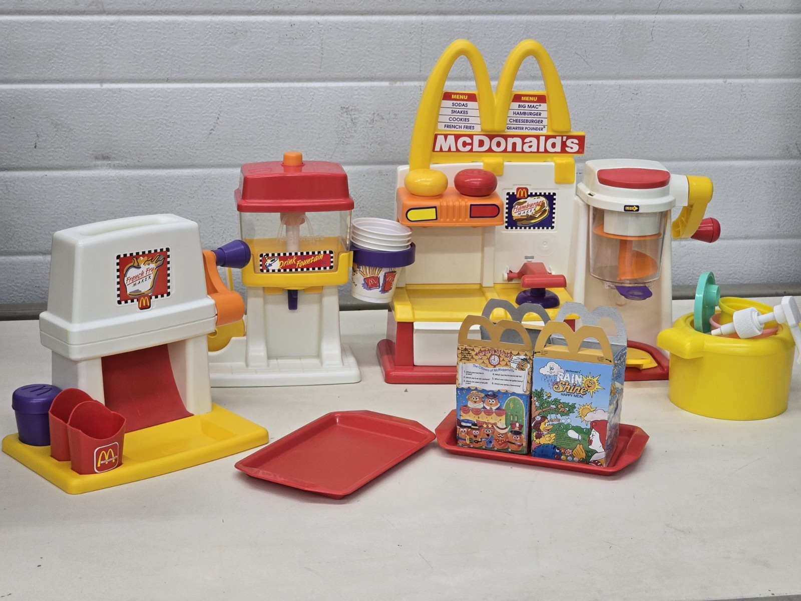 Vintage 1993 McDonald's Happy Meal Magic French Fry Burger Snack Maker Rare 