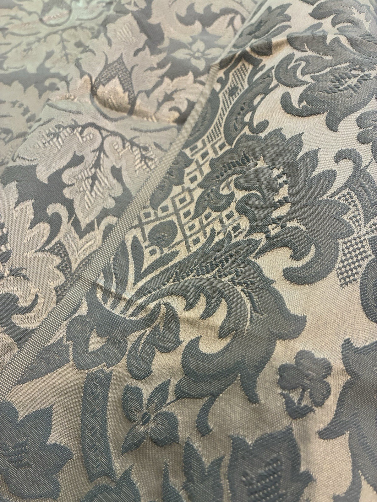 Vtg Cotton Linen Double Damask Fabric Remnant 2.75 Yds x 50\
