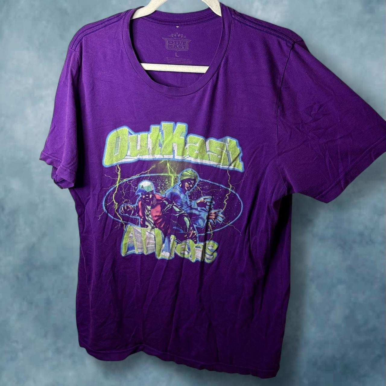 OutKast ATLiens Purple Double Sided Graphic T-Shirt Size Large OutKast ATLiens Purple Double Sided Graphic T-Shirt Size Large