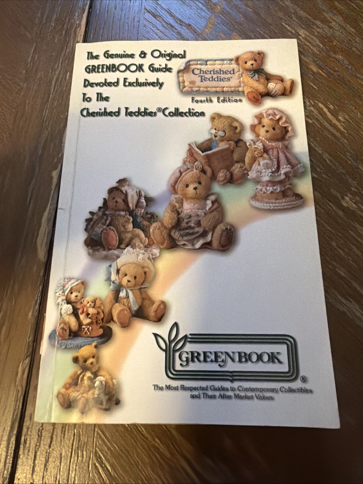 Greenbook Guide Devoted Exclusively to Cherished Teddies by Greenbook Publishing Greenbook Guide Devoted Exclusively to Cherished Teddies by Greenbook Publishing