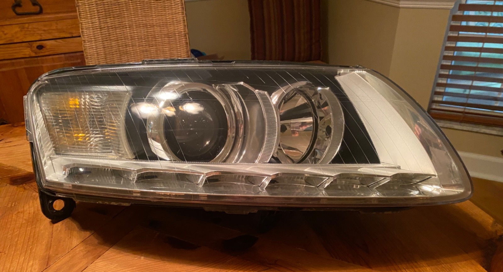 2009-2011 Audi A6 S6 Right Passenger Non Adaptive Xenon LED Headlight Assembly