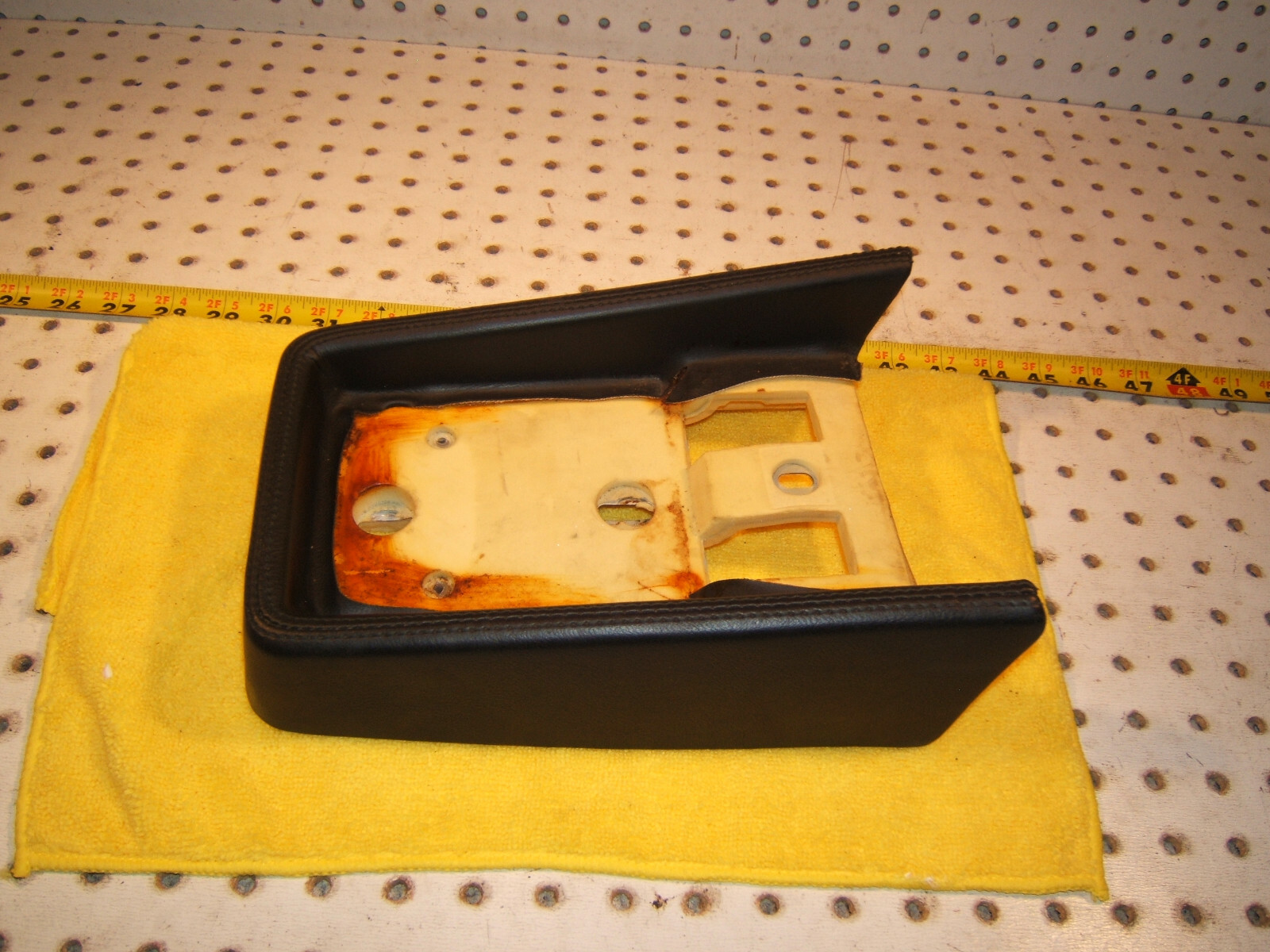 Jaguar 2001 XJR Front console end Black rear seats Genunie OEM 1 Tray only