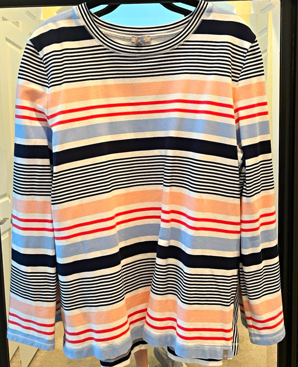 T by Talbots Women’s XL Multicolor Striped Long Sleeve Crew Neck Pullover Top T by Talbots Women’s XL Multicolor Striped Long Sleeve Crew Neck Pullover Top